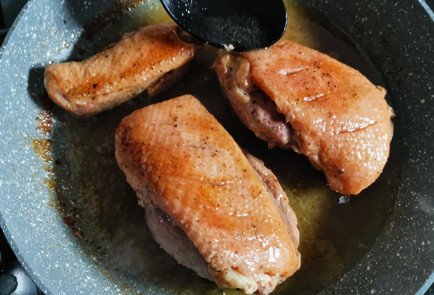 Фото шага рецепта Утиное филе обжаренное на сковороде 151769 шаг 11