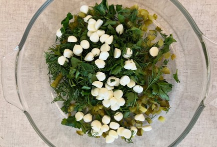 Фото шага рецепта Утиные ножки с укропом и сыром 191476 шаг 7