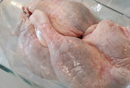 Фото шага рецепта Утиные ножки в духовке 189883 шаг 6  