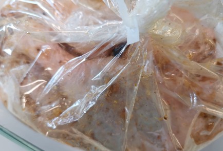 Фото шага рецепта Утиные ножки в духовке 189883 шаг 8  