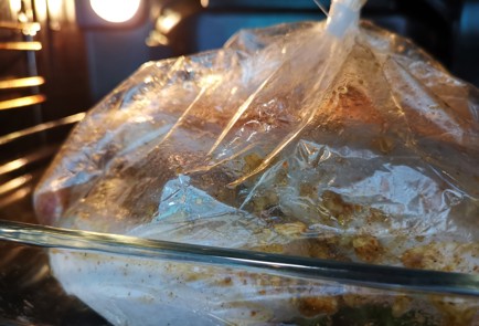 Фото шага рецепта Утиные ножки в духовке 189883 шаг 9  