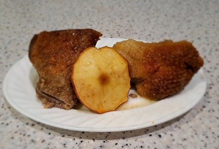 Фото шага рецепта Утка с яблоками запеченная в рукаве 189224 шаг 11  