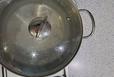 Фото шага рецепта Утка с яблоками запеченная в рукаве 189224 шаг 3  