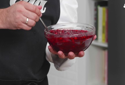 Фото шага рецепта Утка в духовке с яблоками и квашеной капустой 190698 шаг 14  