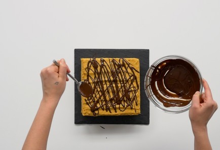 Фото шага рецепта Вафельный торт 151629 шаг 6  