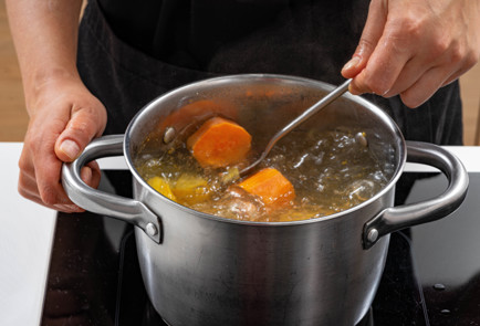 Фото шага рецепта Вафли из батата 189720 шаг 3  