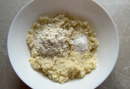 Фото шага рецепта Вафли из цветной капусты 174249 шаг 7  