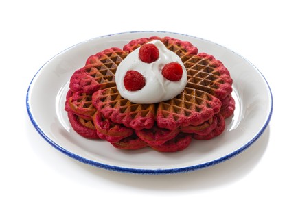 Фото шага рецепта Вафли из свеклы 175239 шаг 10  