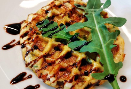 Фото шага рецепта Вафли капрезе 174650 шаг 12  