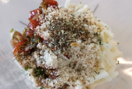 Фото шага рецепта Вафли капрезе 174650 шаг 6  