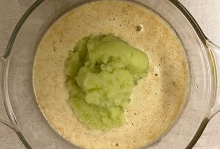 Фото шага рецепта Вафли с кабачком и лимонной цедрой 189994 шаг 7  