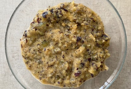 Фото шага рецепта ППвафли со сливами и бананами 190315 шаг 6  