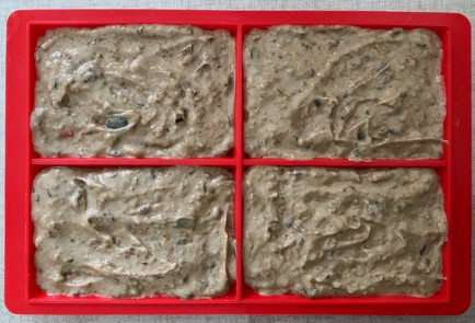 Фото шага рецепта ППвафли со сливами и бананами 190315 шаг 9  