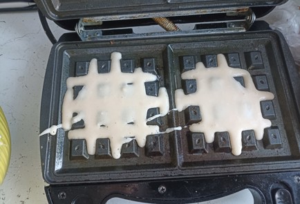 Фото шага рецепта Вафли в мультипекаре 191581 шаг 9  