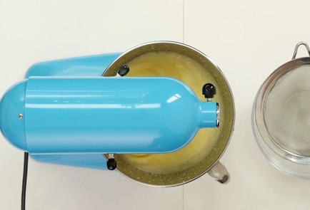 Фото шага рецепта Вафли 16294 шаг 6  