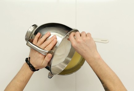 Фото шага рецепта Вафли 16294 шаг 8  