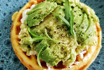 Фото шага рецепта Вафля с авокадо 174451 шаг 10  