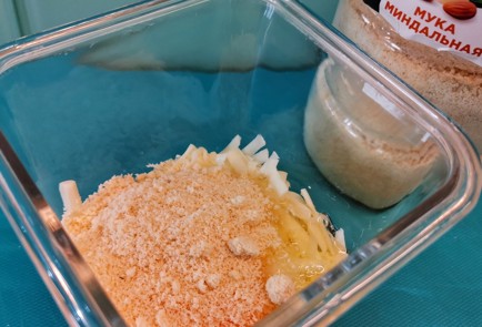 Фото шага рецепта Вафля с авокадо 174451 шаг 2  