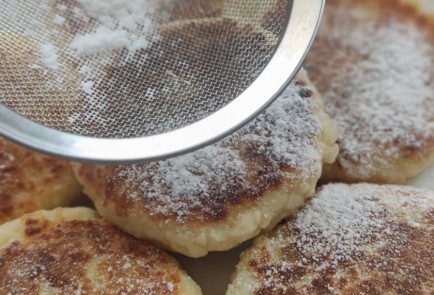 Фото шага рецепта Ванильные сырники 173504 шаг 13  