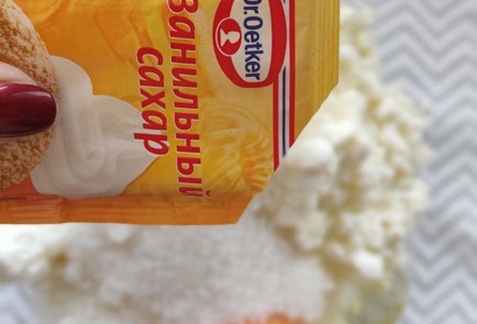 Фото шага рецепта Ванильные сырники 173504 шаг 4  