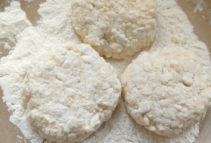 Фото шага рецепта Ванильные сырники 173504 шаг 9  