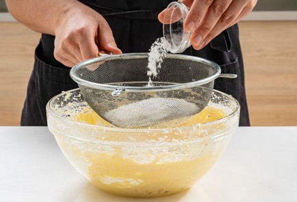 Фото шага рецепта Ванильный бентоторт 187391 шаг 5  