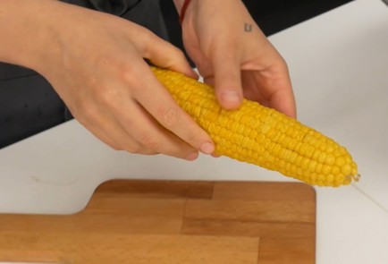 Фото шага рецепта Вареная кукуруза 137096 шаг 9