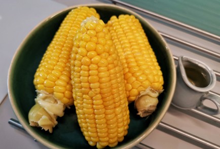 Фото шага рецепта Вареная кукуруза 190484 шаг 11  