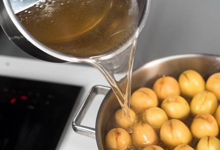 Фото шага рецепта Варенье из абрикосов с косточками внутри 138522 шаг 13  