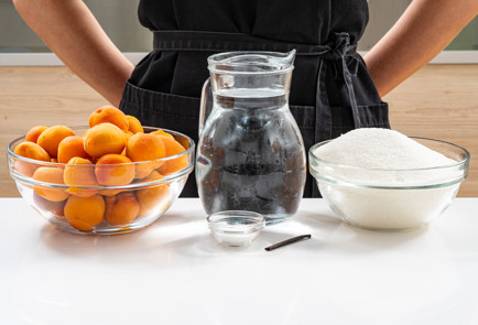 Фото шага рецепта Варенье из абрикосов 189945 шаг 1  