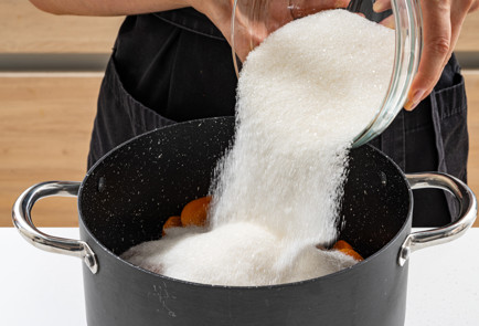 Фото шага рецепта Варенье из абрикосов 189945 шаг 5  