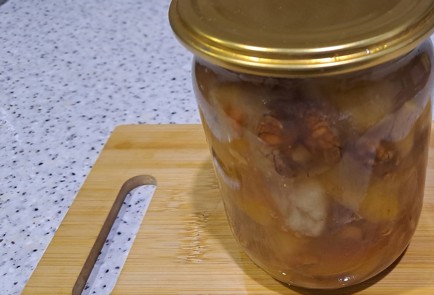 Фото шага рецепта Варенье из айвы с грецкими орехами 188142 шаг 10  