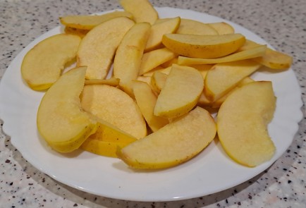 Фото шага рецепта Варенье из айвы с грецкими орехами 188142 шаг 3  