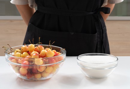 Фото шага рецепта Варенье из черешни 173986 шаг 1  