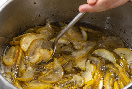 Фото шага рецепта Варенье из груш 174195 шаг 7  