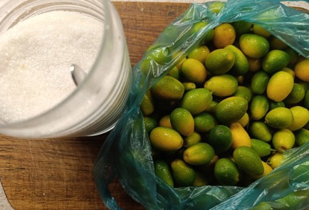 Фото шага рецепта Варенье из кумквата 191002 шаг 1  