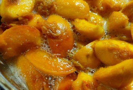 Фото шага рецепта Варенье из персиков на зиму 190054 шаг 6