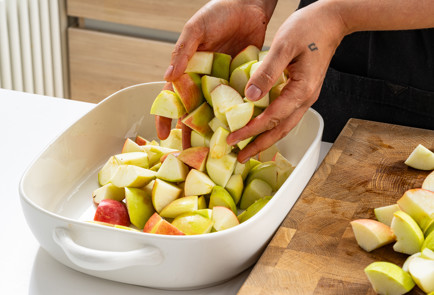 Фото шага рецепта Варенье из яблок в духовке 190154 шаг 4  