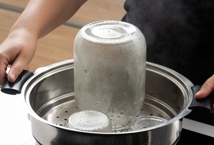 Фото шага рецепта Вареньепятиминутка из черной смородины 151253 шаг 6  