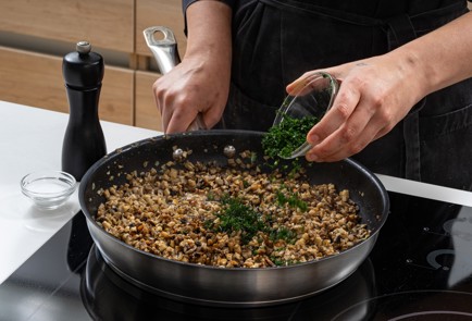 Фото шага рецепта Вареники с грибами 175429 шаг 12  