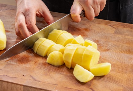 Фото шага рецепта Вареники с картошкой на заварном тесте 176086 шаг 6  