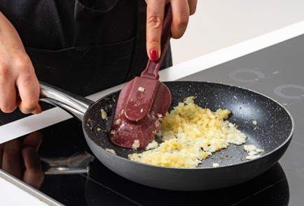 Фото шага рецепта Вареники с картошкой на заварном тесте 176086 шаг 7  