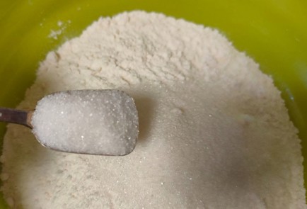 Фото шага рецепта Ватрушка на постном тесте 188926 шаг 5  