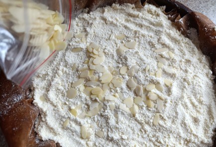 Фото шага рецепта Королевская ватрушка с яблоками 190836 шаг 20  