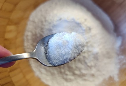 Фото шага рецепта Королевская ватрушка с яблоками 190836 шаг 4  