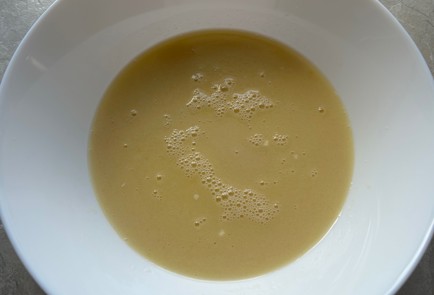 Фото шага рецепта Ватрушки со штрейзелем 175145 шаг 4  