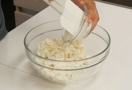 Фото шага рецепта Ватрушки 136981 шаг 7  