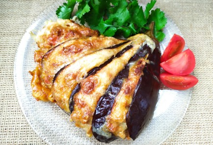 Фото шага рецепта Веер из баклажана с фаршем 189169 шаг 10  