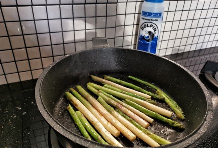 Фото шага рецепта Веганская чиабатта с тофу и спаржей 151209 шаг 15  