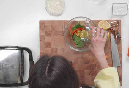 Фото шага рецепта Веганские вафли из зеленой гречки с мисокремом и салатом 186437 шаг 10  